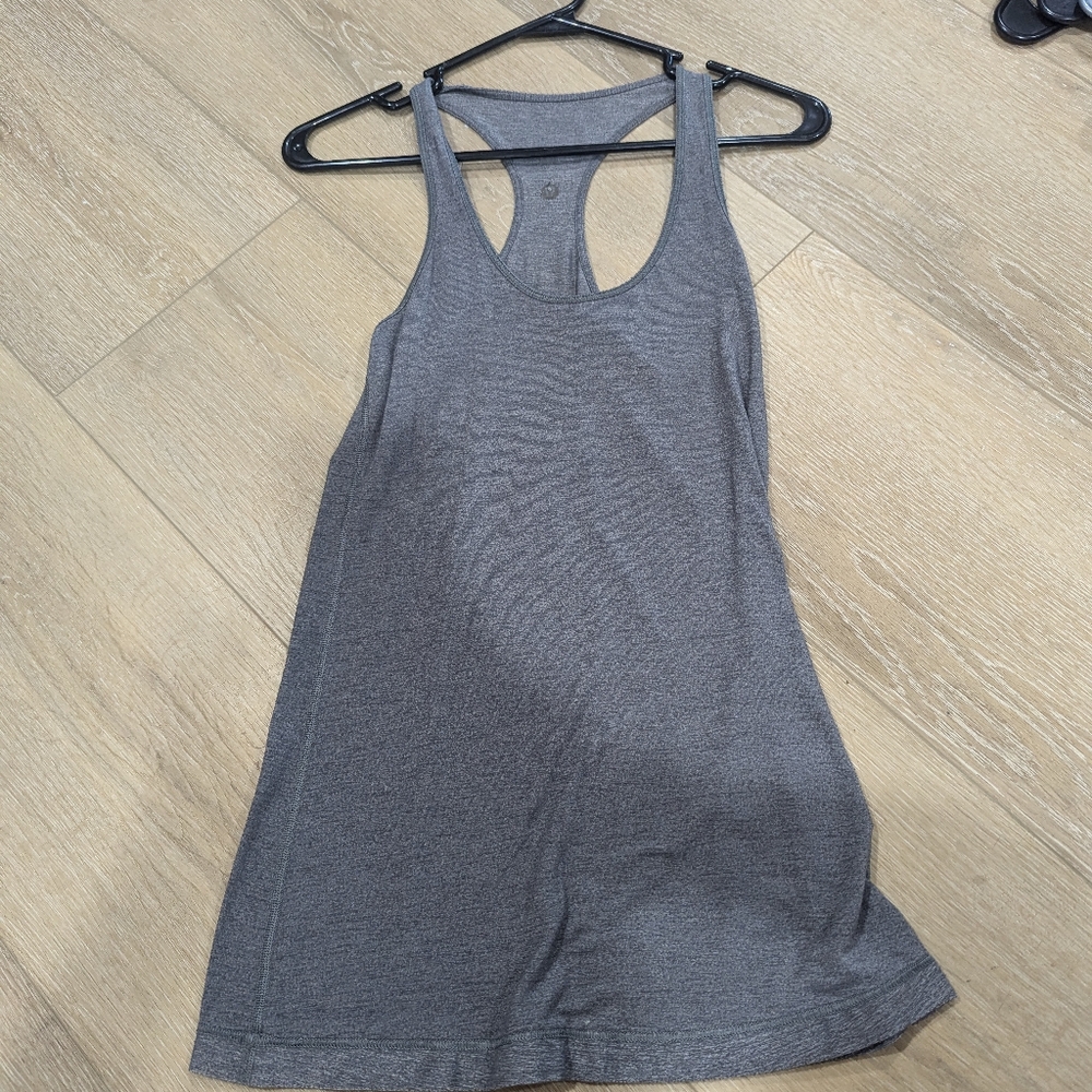 13 miscellaneous tank tops size:s